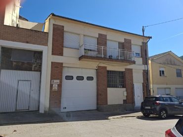 Chalet en venta en Olot