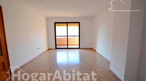 Foto 4 de Piso en venta en Avenida Pintor Xavier Soler, Garbinet - Parque de las Avenidas, Alicante / Alacant