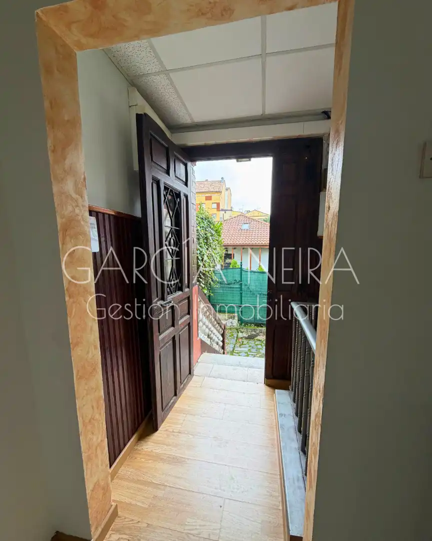 Casa o xalet en venda en Oviedo  amb Calefacció, Jardí privat i Rentadora