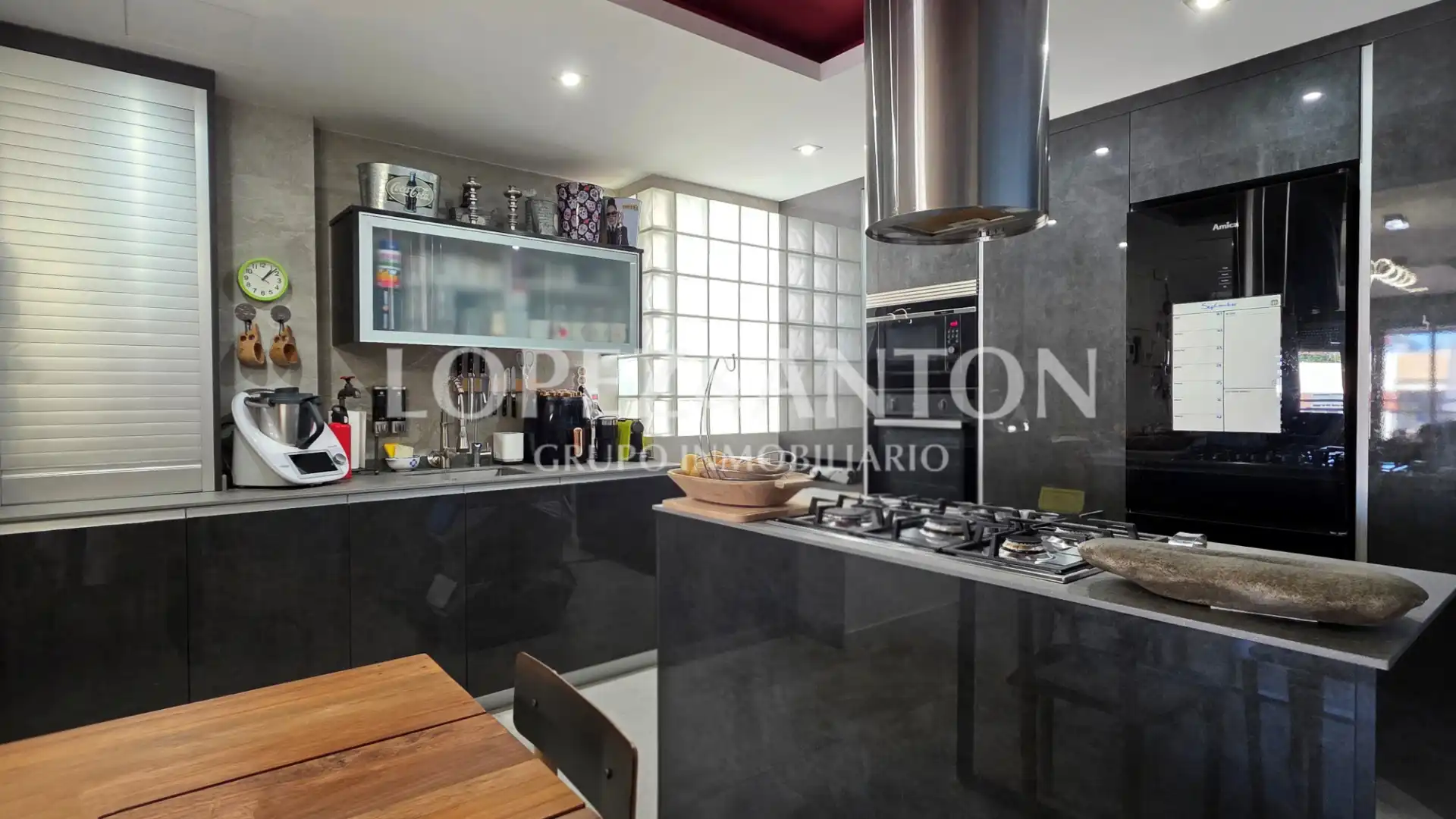 Cocina de Dúplex en venta en Pueblo