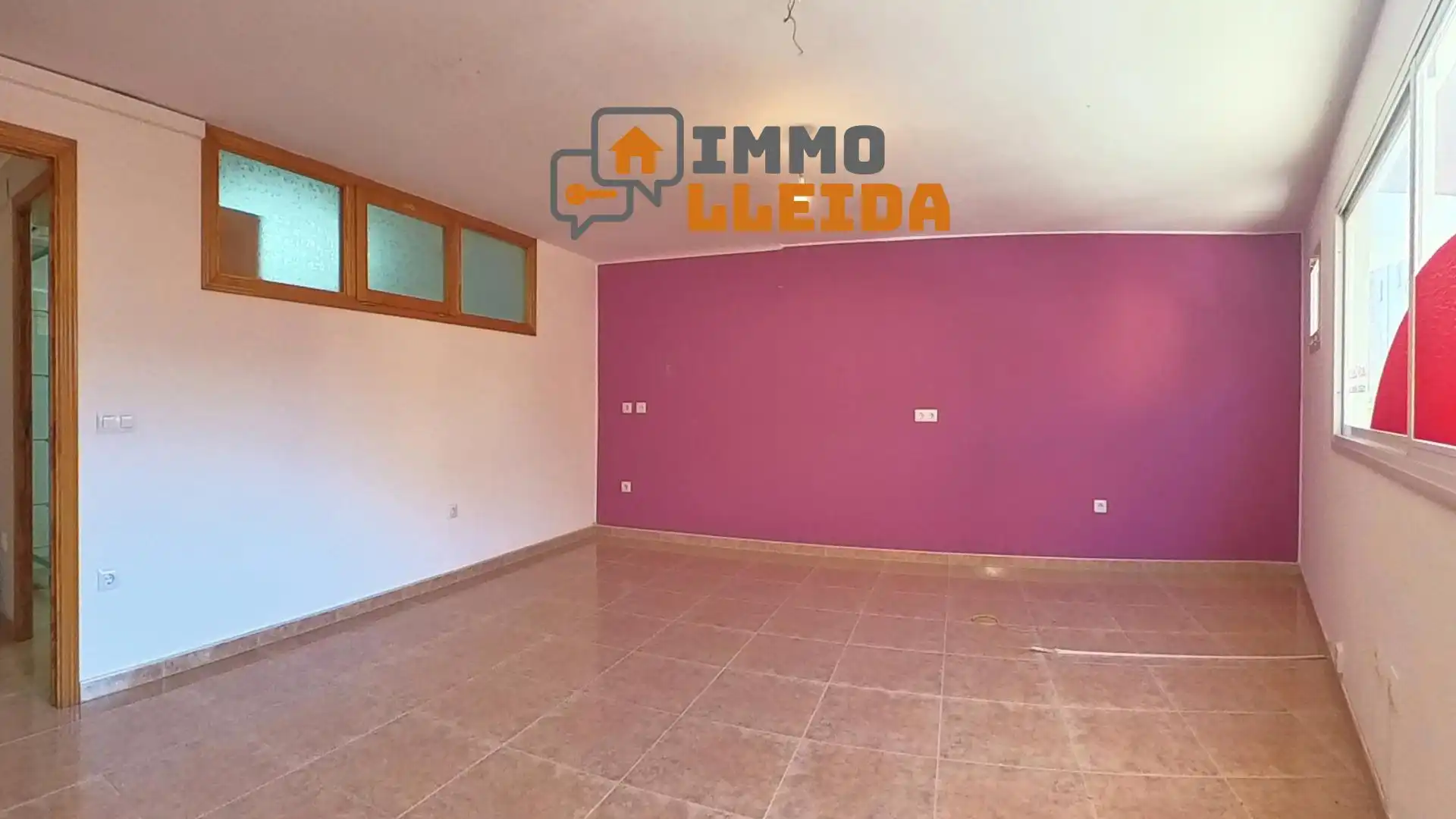 Wohnzimmer von Geschaftsraum zum Verkauf in Alfarràs mit Terrasse