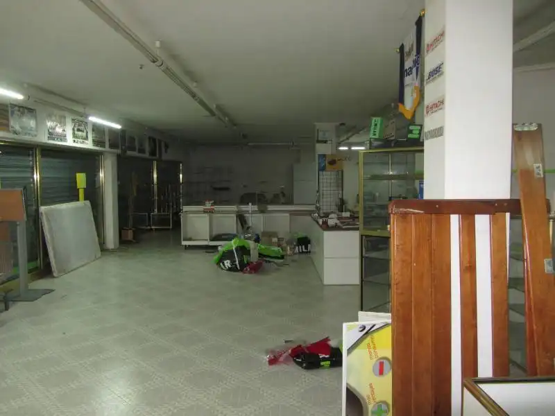 Local commercial à louer à Erandio, imagen 2