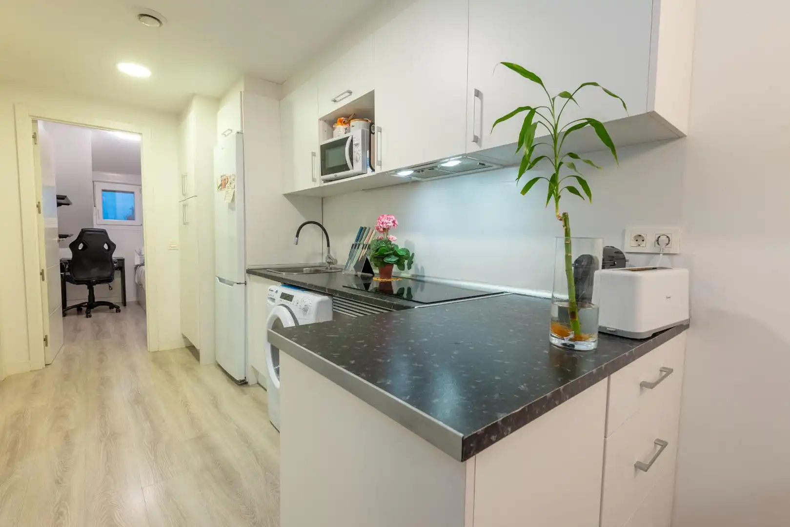 Kitchen of Flat for rent in Boadilla del Monte  with Heating, Private garden and Storage room