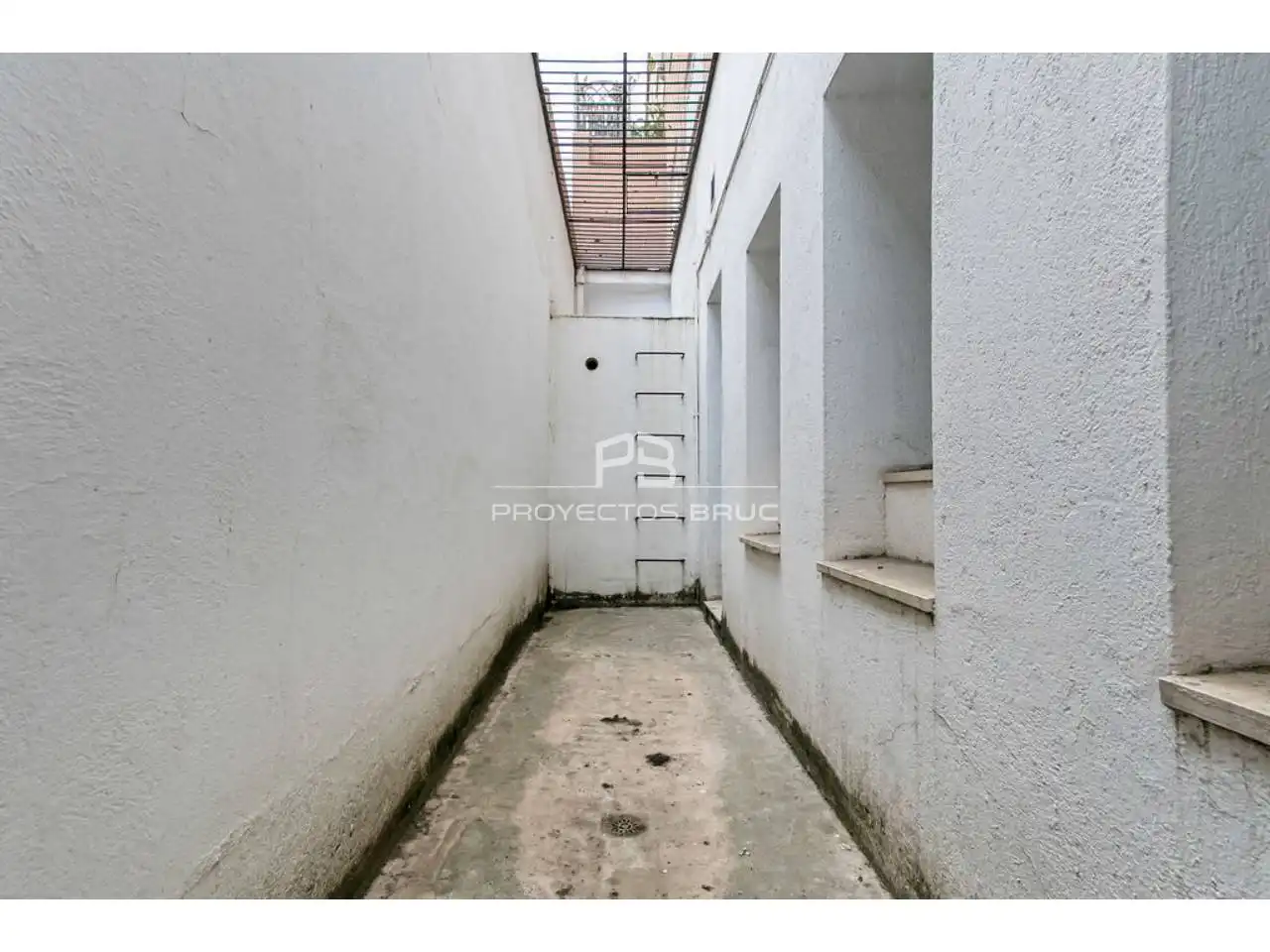 Business premises for sale in Calle Mosén Jacinto Verdaguer, imagen 22