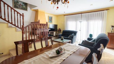 Foto 3 de Casa o chalet en venta en Calle Joan Vinyolí, Caputxins - Ambulatori, Vic