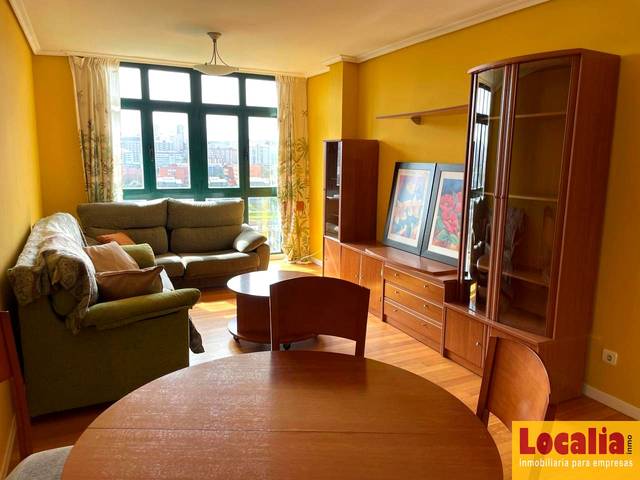 Piso en Venta en Valdenoja