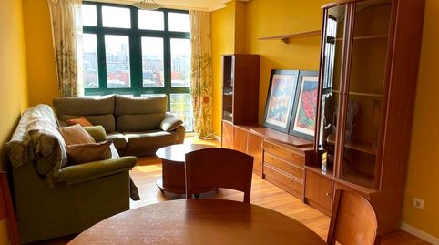 Foto 2 de Piso en venta en Valdenoja, Santander