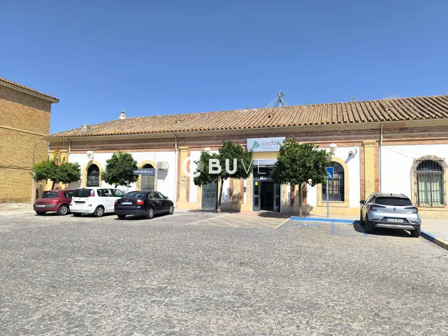 Vista exterior de Casa o xalet en venda en Palma del Río amb Aire condicionat, Calefacció i Terrassa