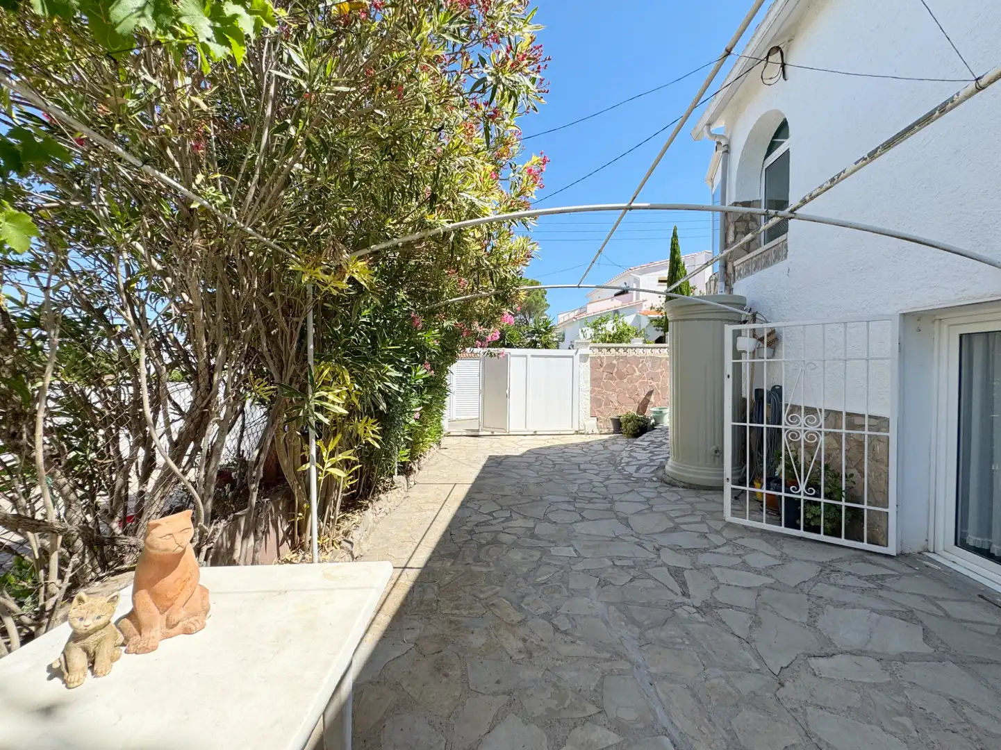 Exterior view of Houses for sale in L'Escala  with Private garden, Terrace and Alarm