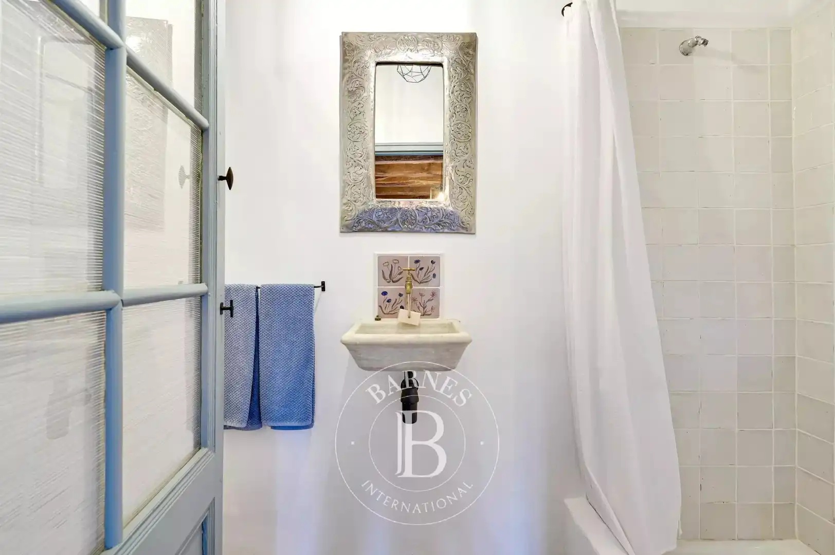 Baño de Finca rústica en venta en Esponellà con Calefacción, Piscina y Amueblado