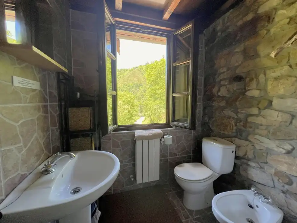Baño de Casa o chalet en venta en Piloña con Calefacción y Amueblado