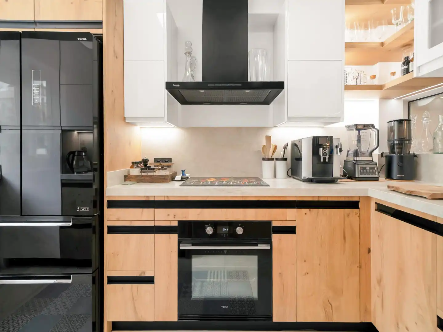 Kitchen of Detached homes for sale in Marbella  with Private garden, Alarm and Community pool