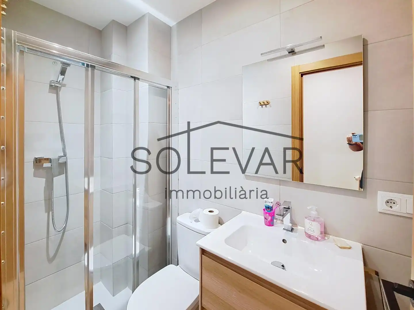 Badezimmer von Wohnung zum Verkauf in Tremp mit Heizung und Balkon