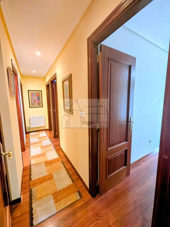 Flat for rent in Vigo   with Heating and Furnished