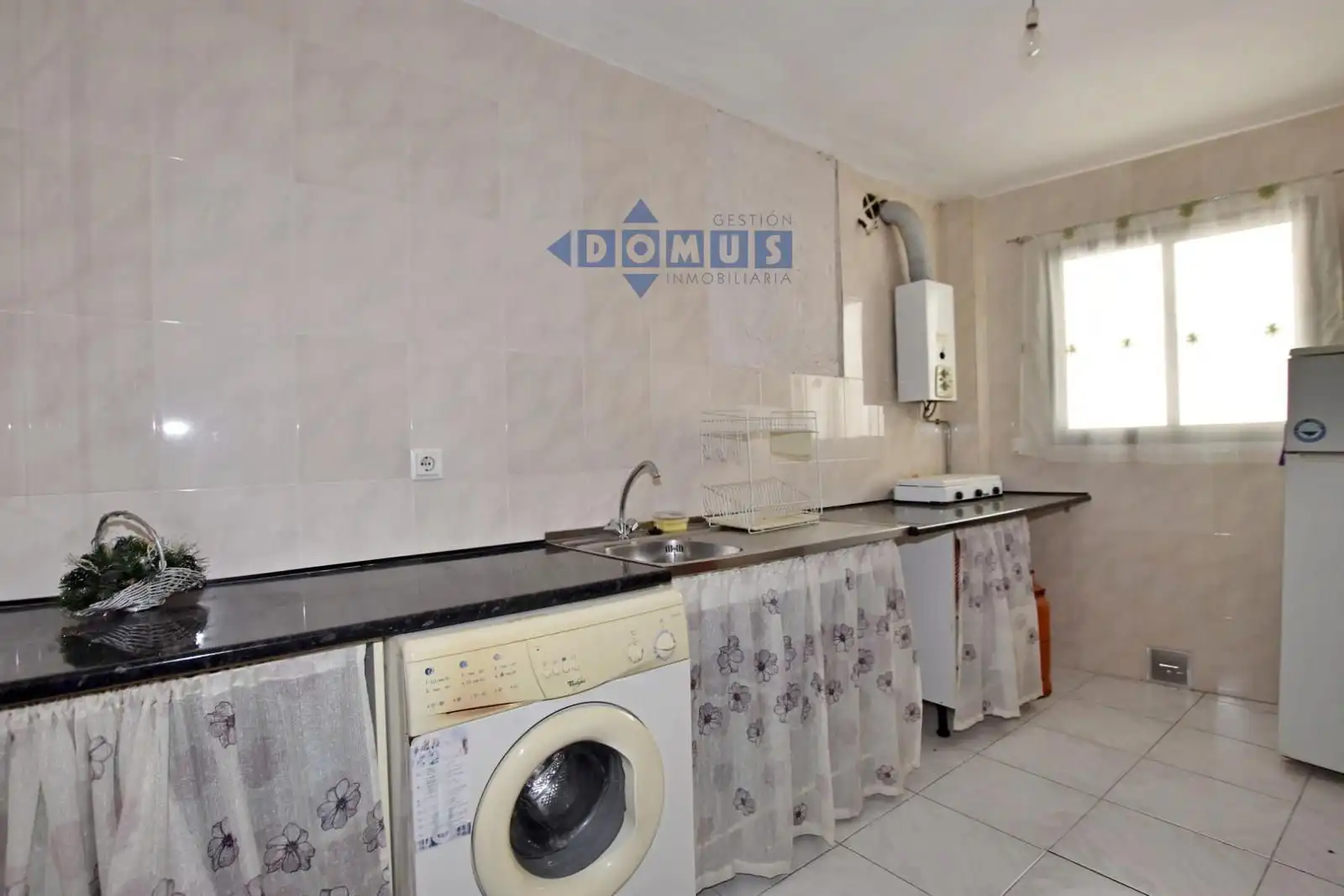 Kitchen of Flat for sale in Algatocín  with Terrace and Balcony
