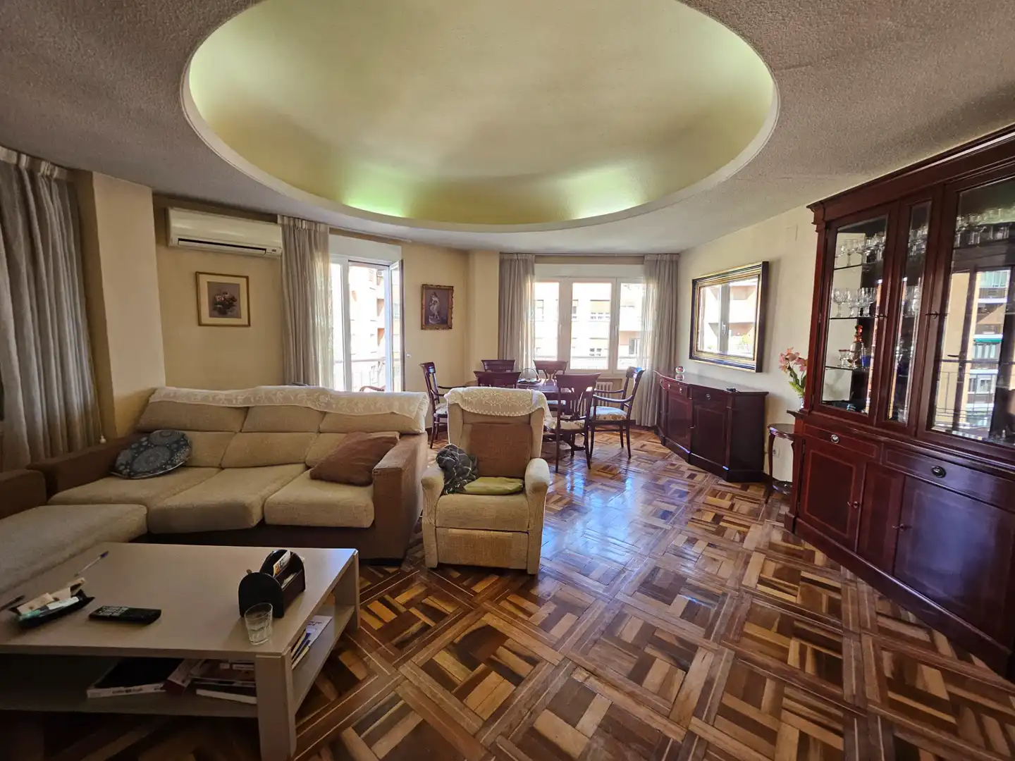 Living room of Flat for rent in Madrid  with Air Conditioner, Heating and Furnished