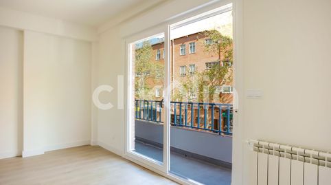 Foto 4 de Piso en venta en Valdeacederas, Madrid Capital