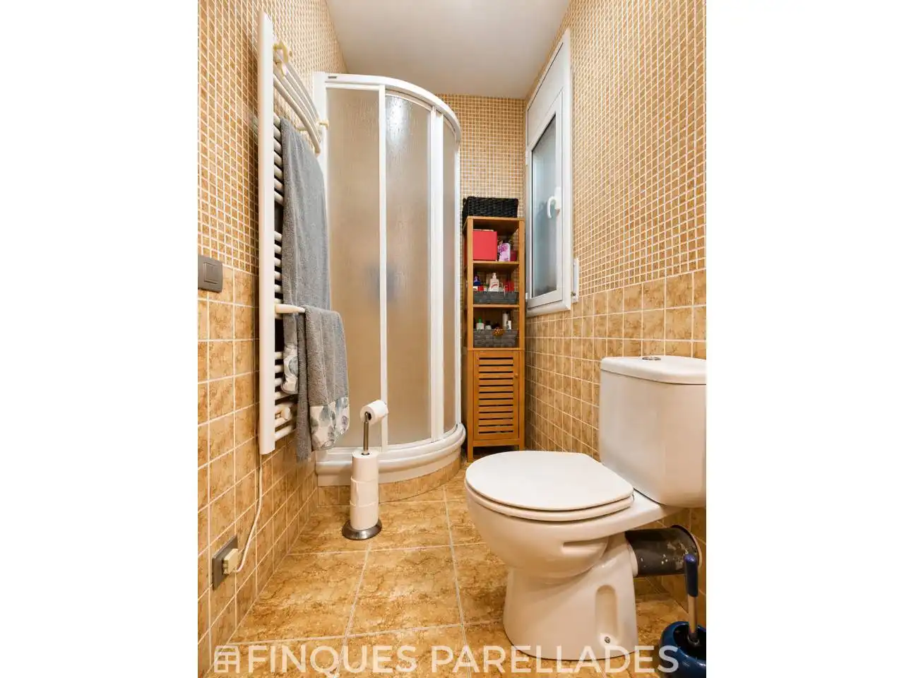 Bathroom of Houses for sale in Canyelles  with Air Conditioner, Heating and Private garden