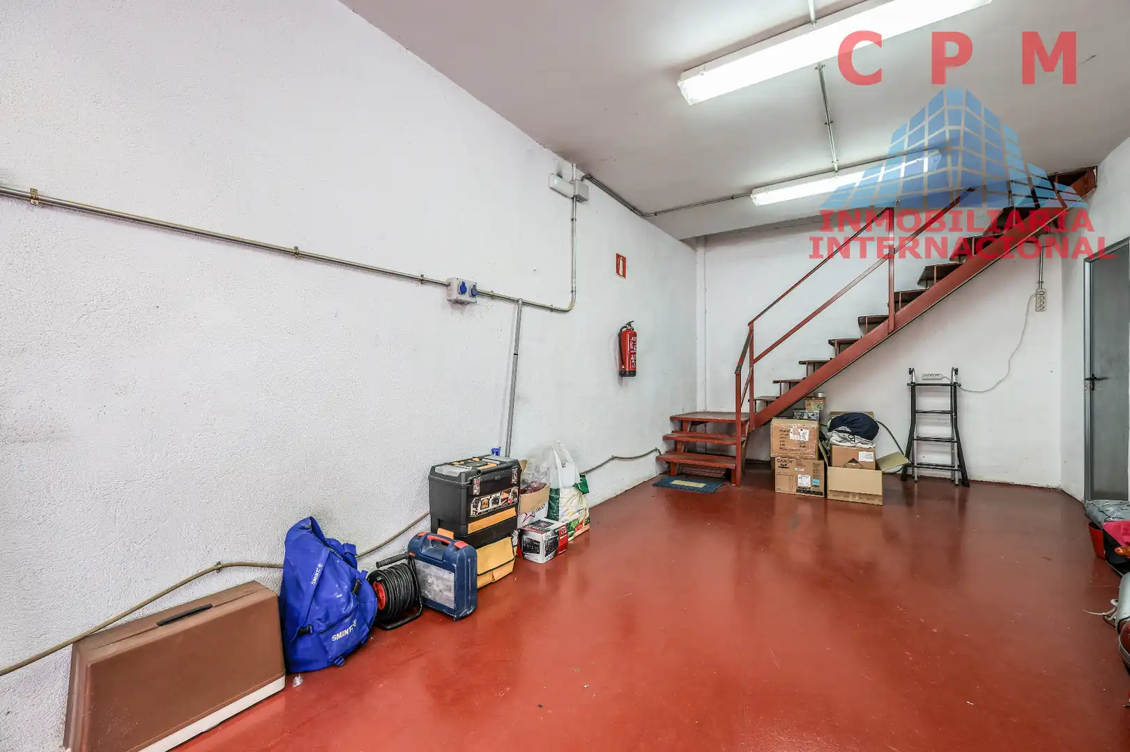 Nave industrial en venta en Loeches con Calefacción