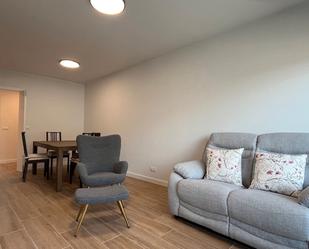 Living room of Flat to rent in Santa Cruz de Bezana  with Heating, Parquet flooring and Terrace