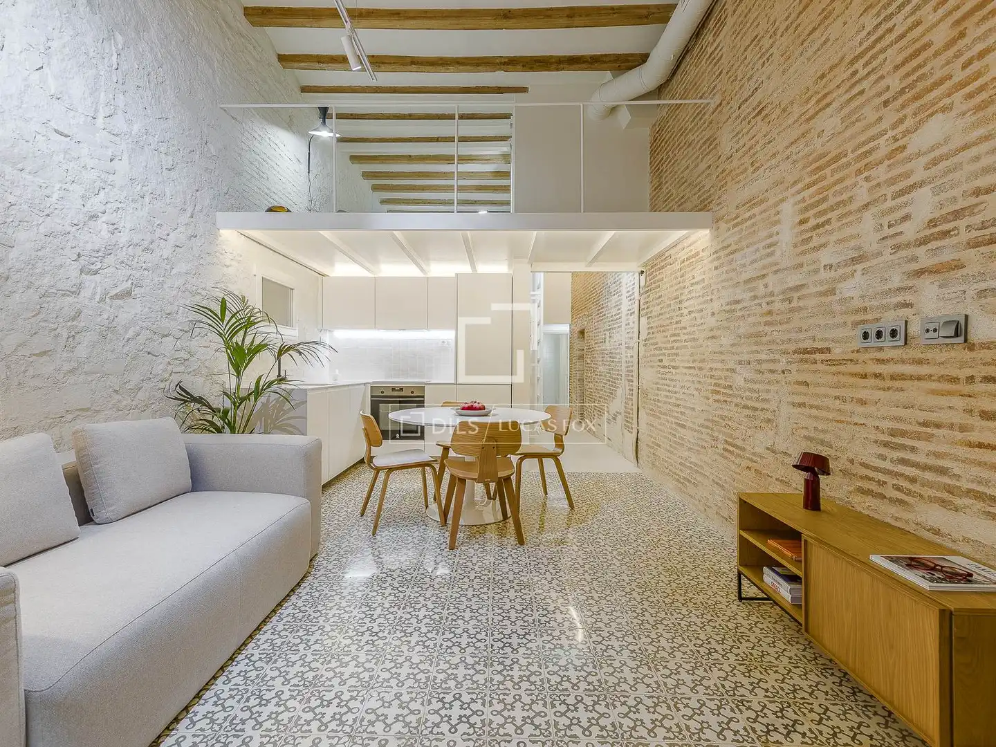 Sala de estar de Piso en venta en Barcelona con Aire acondicionado, Calefacción y Terraza