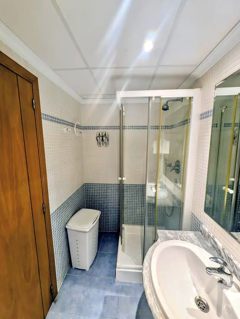 Appartement compact avec terrasse à louer à REI EN JAUME, imagen 16