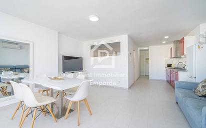 Vista exterior de Apartament en venda en Empuriabrava amb Aire condicionat, Calefacció i Balcó