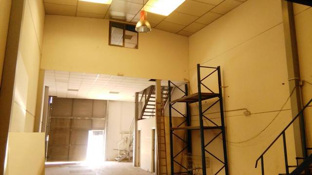 Nave industrial en Venta en Palmete