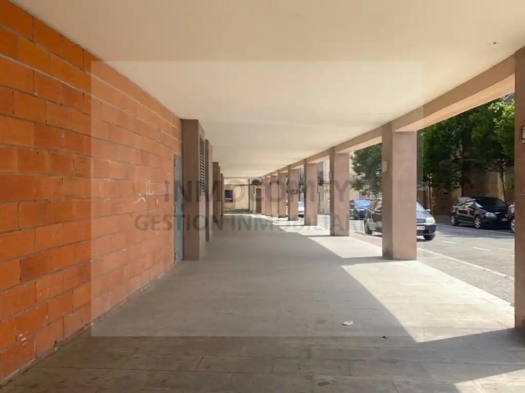 Local commercial à vendre à Calle Proudhon Carbo Garriga, imagen 2