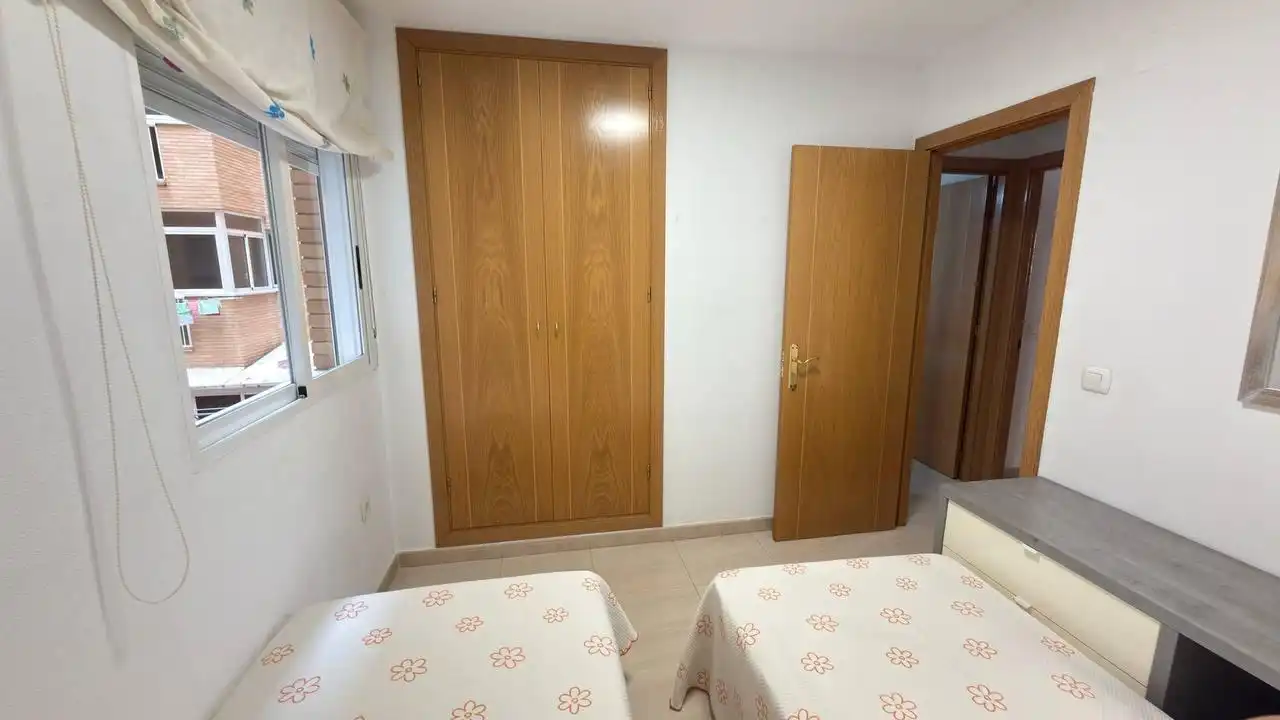 Bedroom of Flat for rent in Alicante / Alacant  with Air Conditioner, Terrace and Furnished