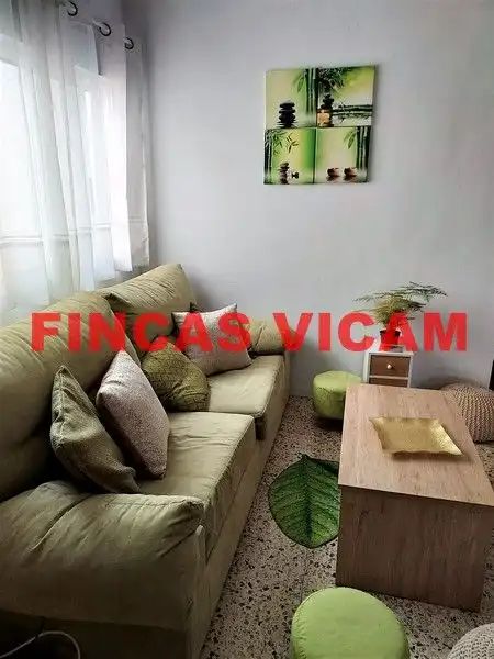 Wohnzimmer von Wohnung zur Miete in Huesca mit Heizung, Möbliert und Ofen
