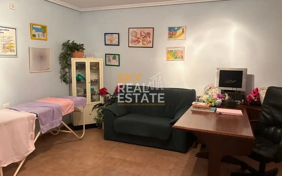 Flat for sale in Silla  with Air Conditioner and Balcony