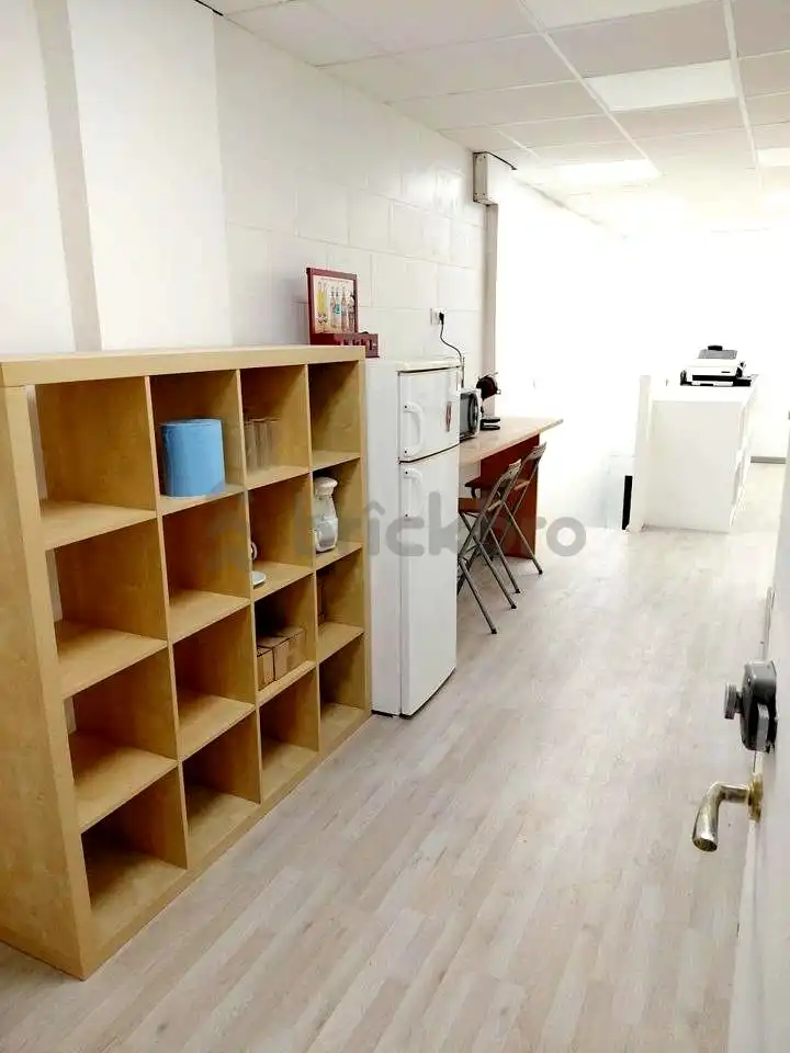 Kitchen of Commercial properties for rent in Esplugues de Llobregat  with Air Conditioner