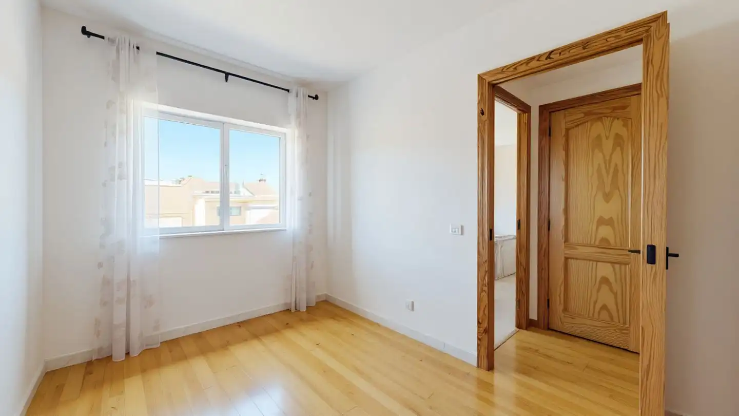 Habitación de Piso en venta en Madrid con Calefacción y Balcón