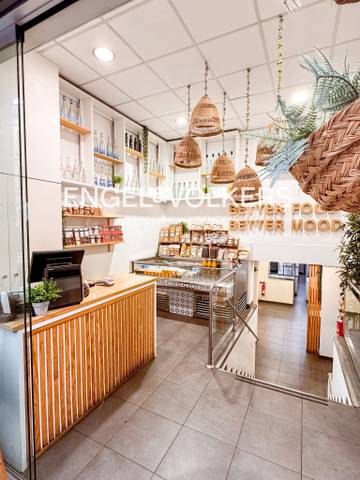 Local comercial en Alquiler en Les Tres Torres