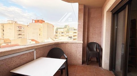 Piso exterior en 3ª planta con terraza cerca del mar en Torrevieja Centro
