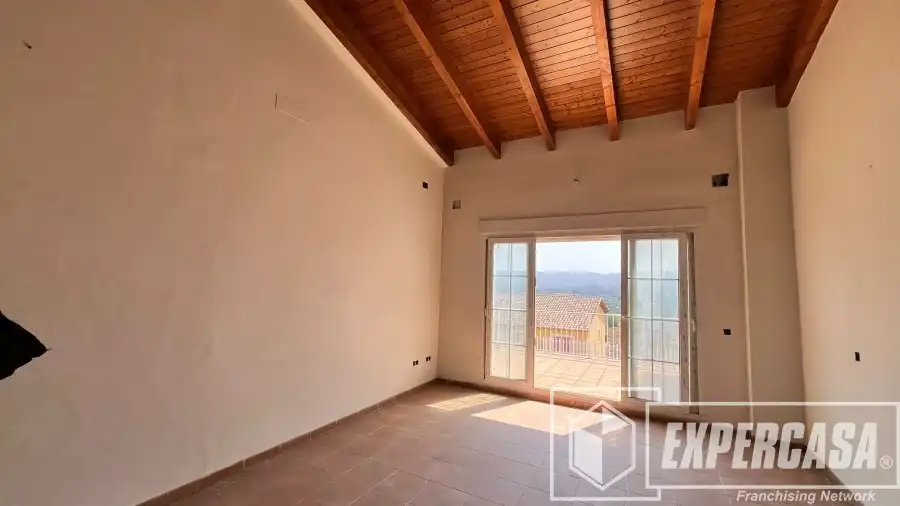Sala de estar de Casa o chalet en venta en L'Énova con Calefacción, Terraza y Trastero