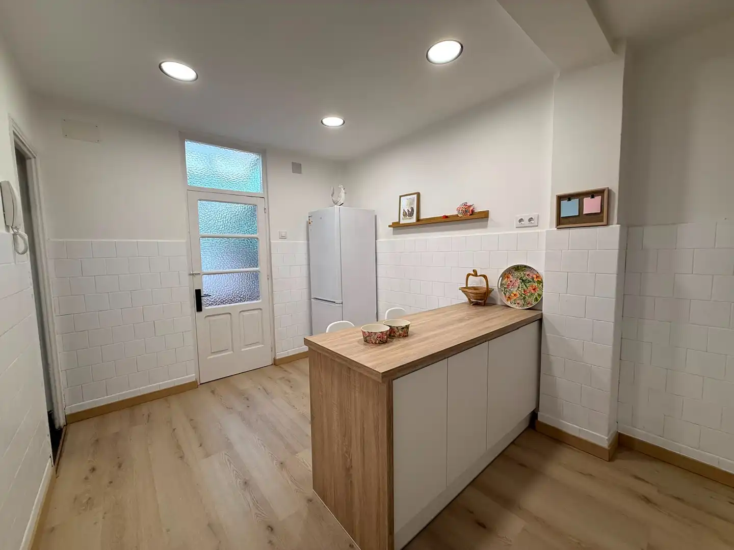 Kitchen of Flat for rent in Ferrol  with Heating, Parquet flooring and Terrace