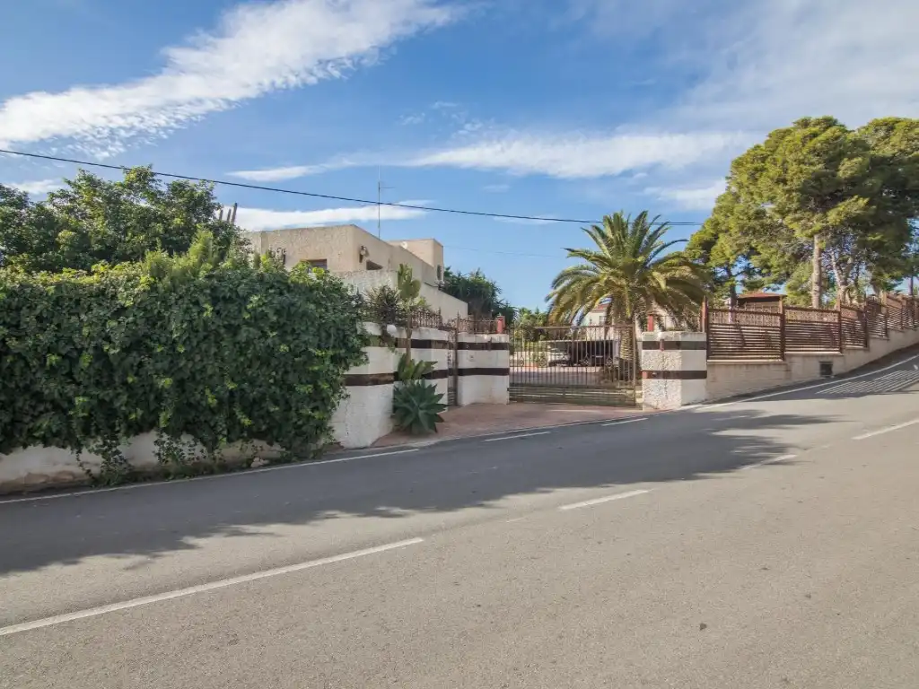Casa con jardín en venta en Peña de las Águilas, imagen 9