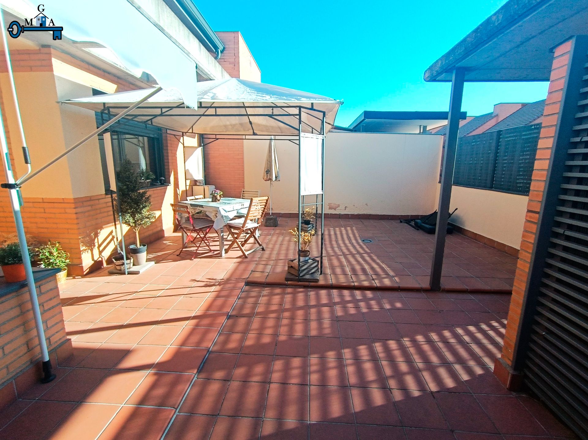 Terrace of House or chalet to rent in Leganés  with Heating, Private garden and Parquet flooring