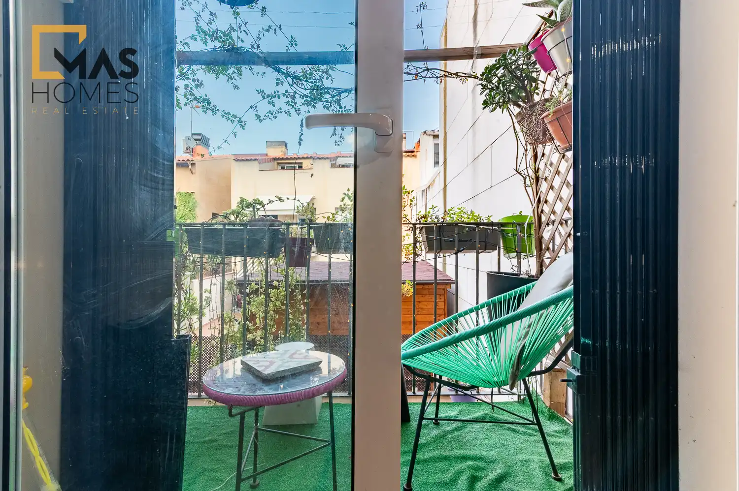 Terrasse von Erdgeschoss zum Verkauf in Martorell mit Balkon