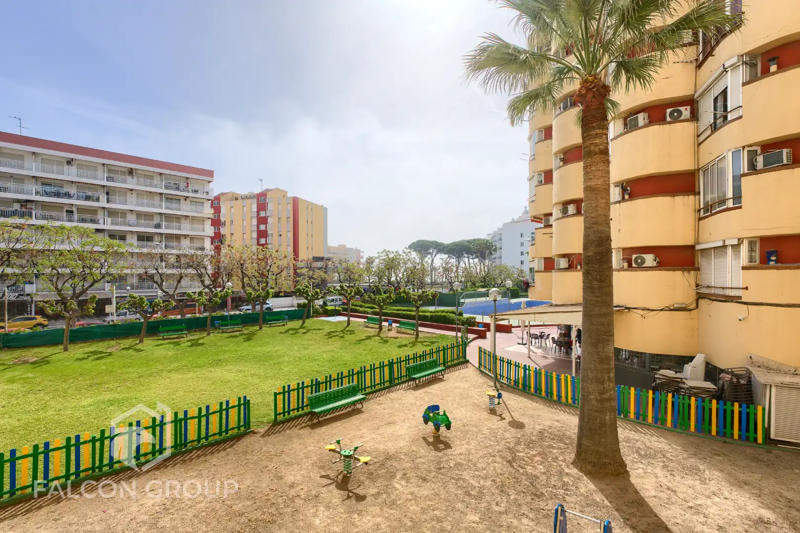 Exterior view of Apartments for sale in Vila-seca  with Air Conditioner and Community pool