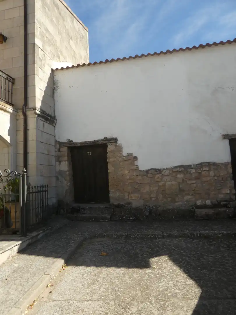 Houses for sale in Ciadoncha  with Storage room and Furnished