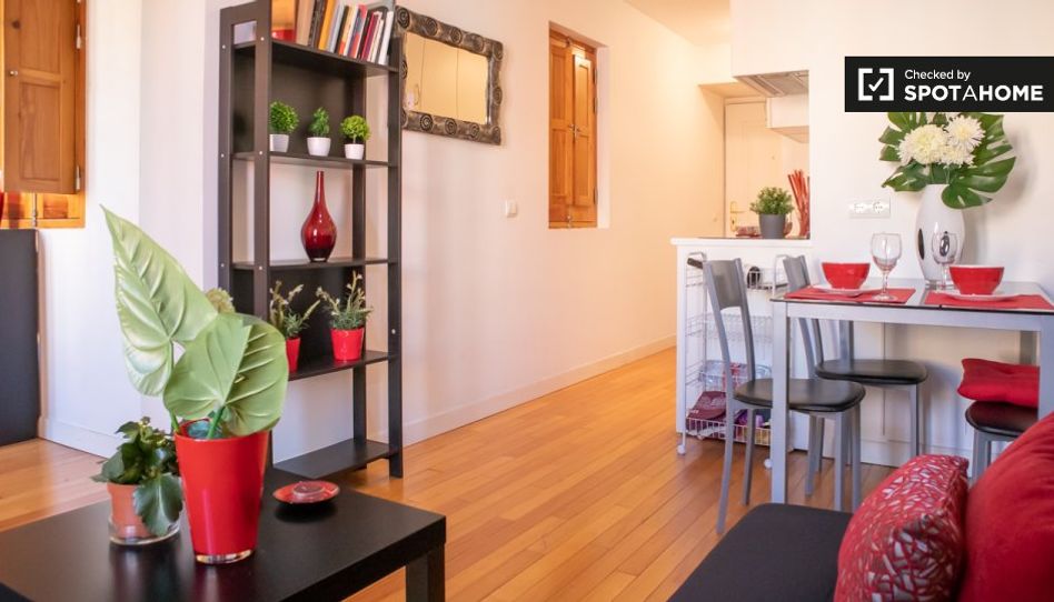 Piso de alquiler en Puerta del Ángel - Imagen 2