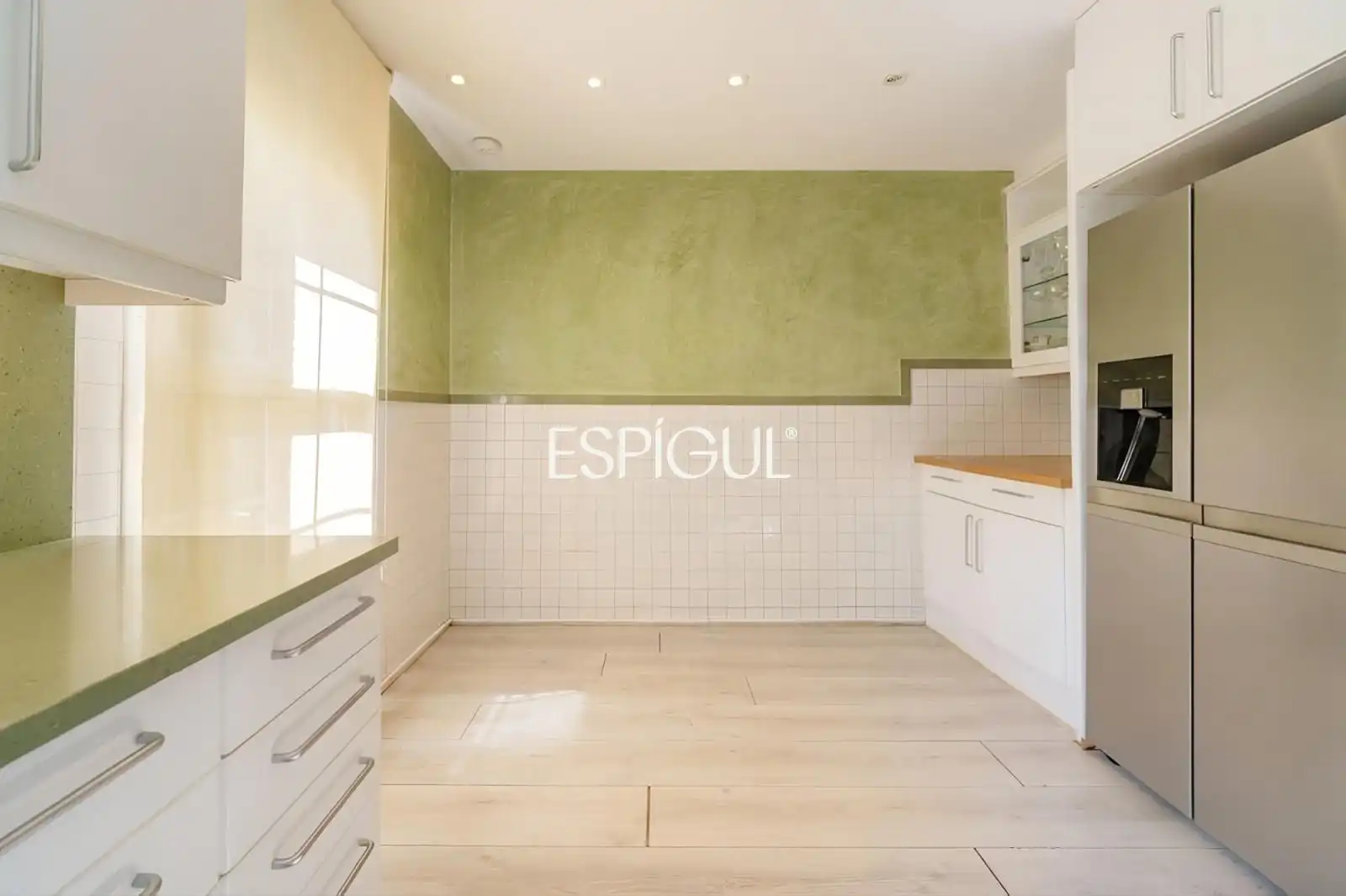 Cocina de Casa adosada en venta en Sant Cugat del Vallès con Aire acondicionado, Calefacción y Terraza