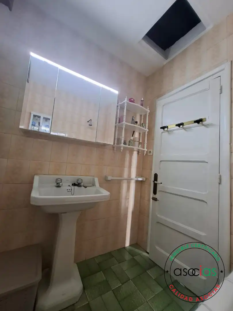 Baño de Casa o chalet en venta en Gijón  con Jardín privado, Terraza y Trastero