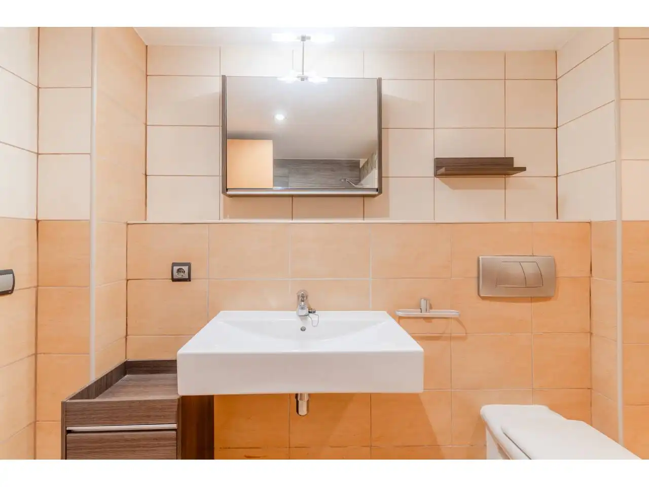 Baño de Piso en venta en Cassà de la Selva con Aire acondicionado, Calefacción y Terraza