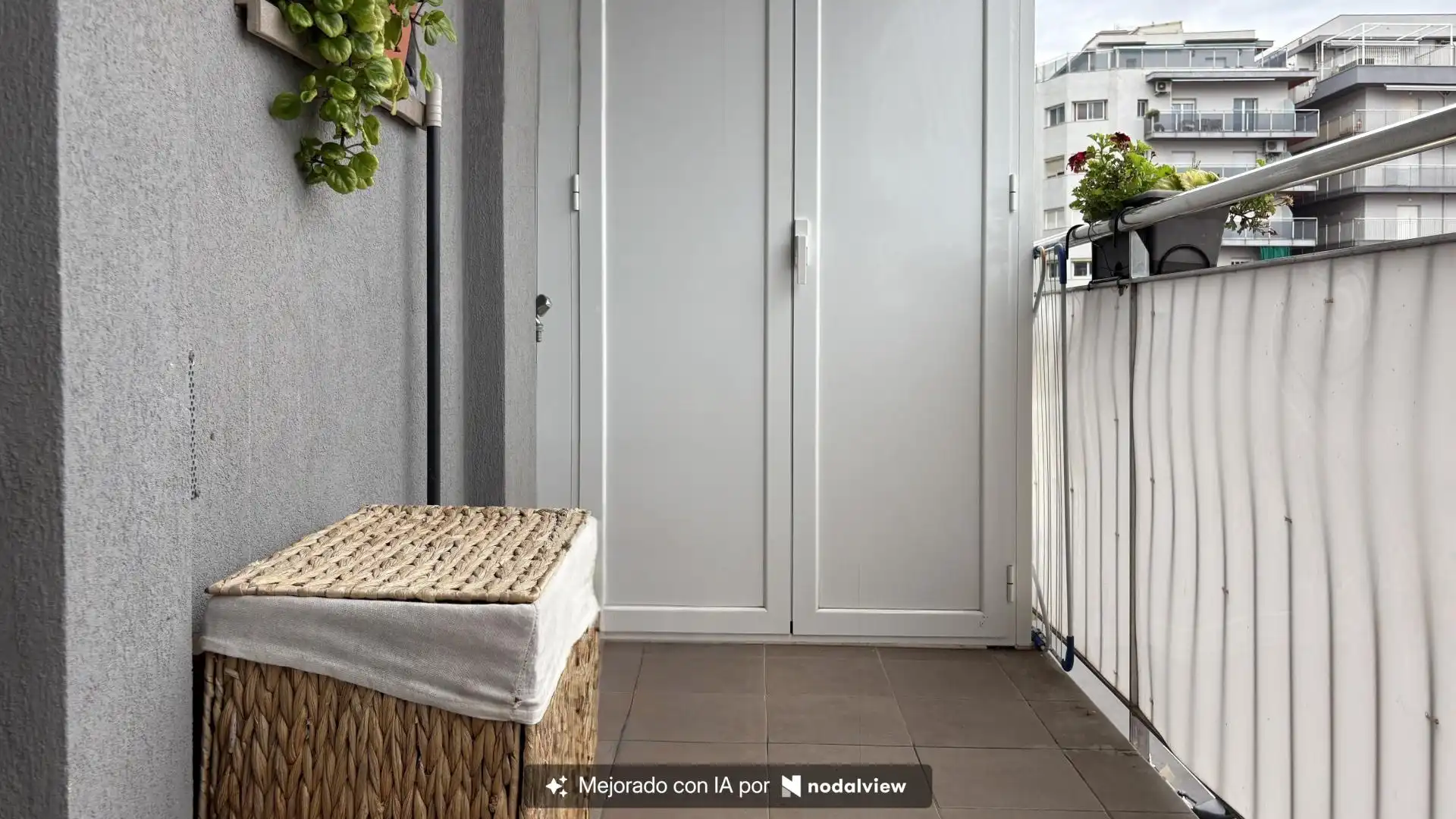 Appartement compact avec piscine à vendre à Els Pins, imagen 3