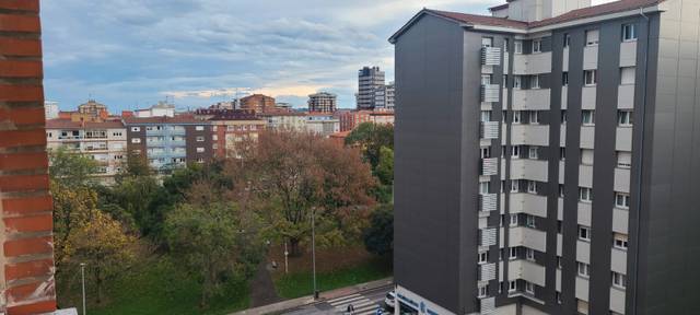 Piso en Venta en Calle Peña Ubiña, 13 en Nuevo Gijón