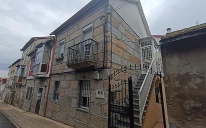 Exterior view of Single-family semi-detached for sale in Ourense Capital   with Private garden